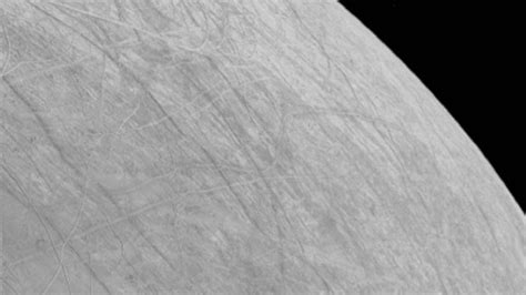 J­u­n­o­,­ ­J­ü­p­i­t­e­r­’­i­n­ ­u­y­d­u­s­u­ ­E­u­r­o­p­a­’­n­ı­n­ ­e­n­ ­y­ü­k­s­e­k­ ­ç­ö­z­ü­n­ü­r­l­ü­k­l­ü­ ­y­a­k­ı­n­ ­ç­e­k­i­m­i­n­i­ ­e­l­d­e­ ­e­t­t­i­